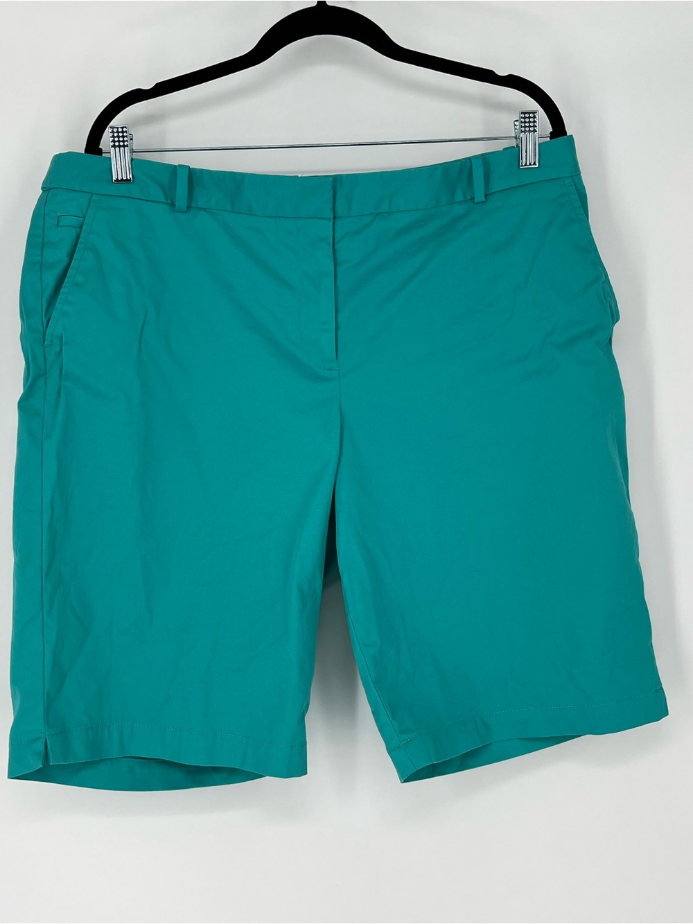 TALBOTS Women’s Teal Stretch Shorts